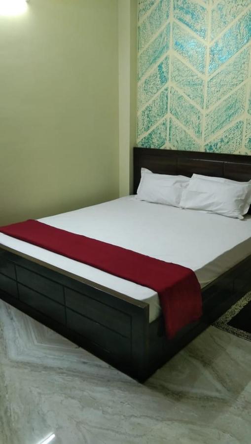 Dubby Indian Hotel Inn ! Puri Luaran gambar