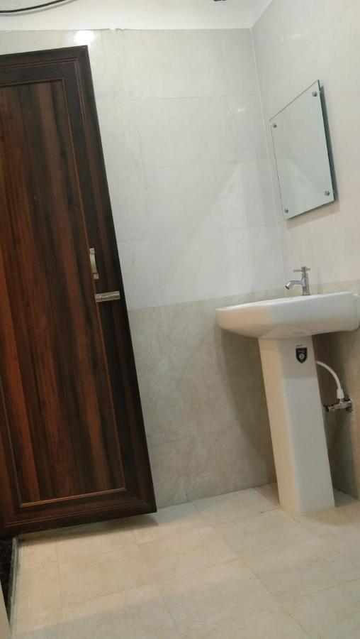 Dubby Indian Hotel Inn ! Puri Luaran gambar
