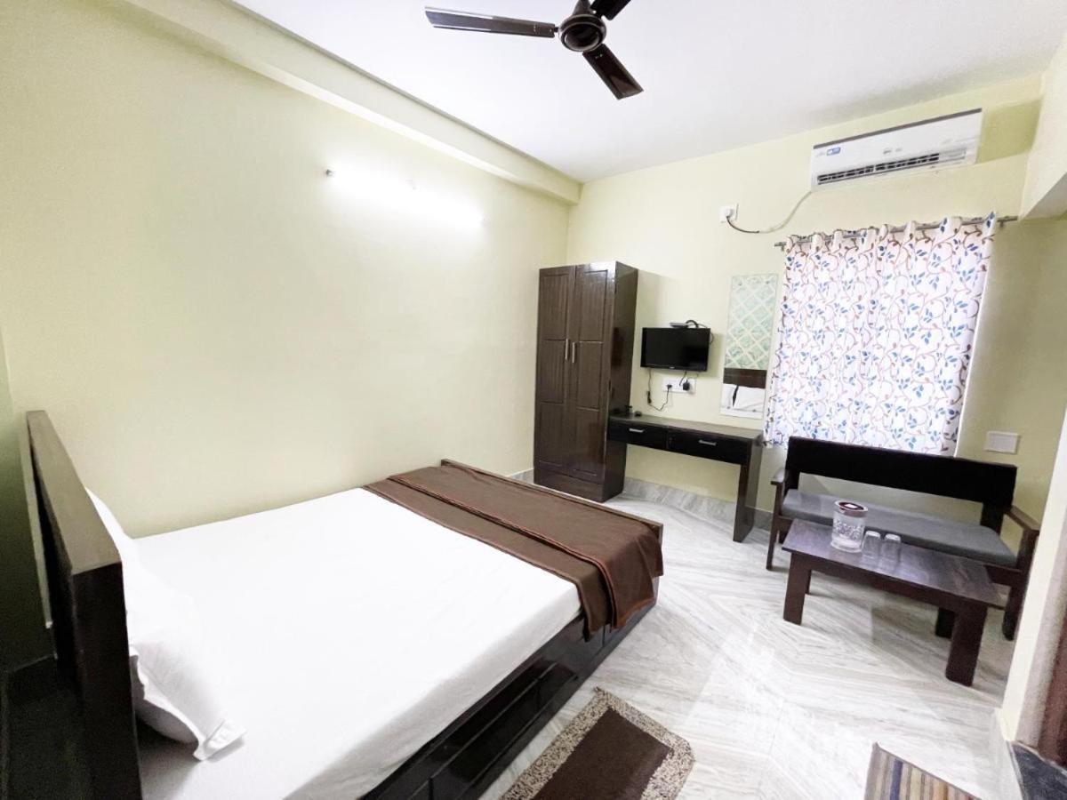 Dubby Indian Hotel Inn ! Puri Luaran gambar